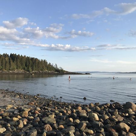 Saga, Et Unikt, Sjarmerende Badehotell Med Fa Rom, Sauna Og Badebrygge - Inderoy Straumen  Luaran gambar